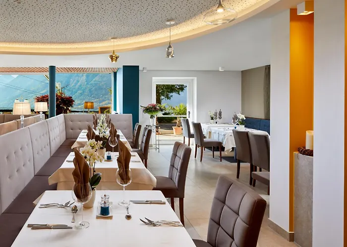 Hotel Paradies